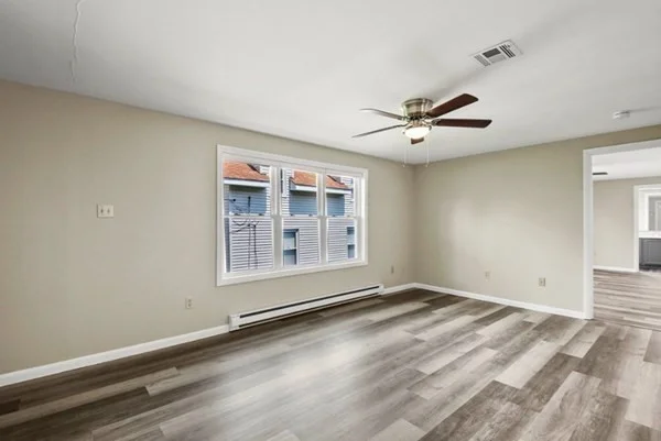 4 bed, 2 bath apartment for rent at 25 Carver St Unit 1, Worcester — photo 6 of 15