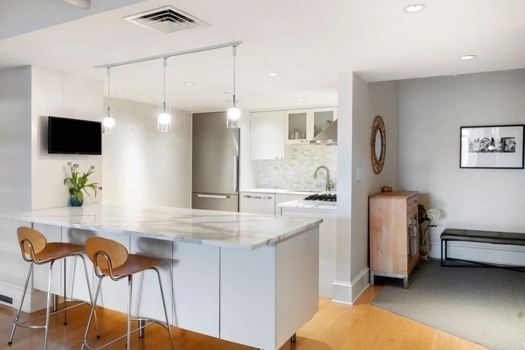 2 bed, 2 bath apartment for rent at 25 Channel Center St Unit 210, Seaport District — photo 6 of 18