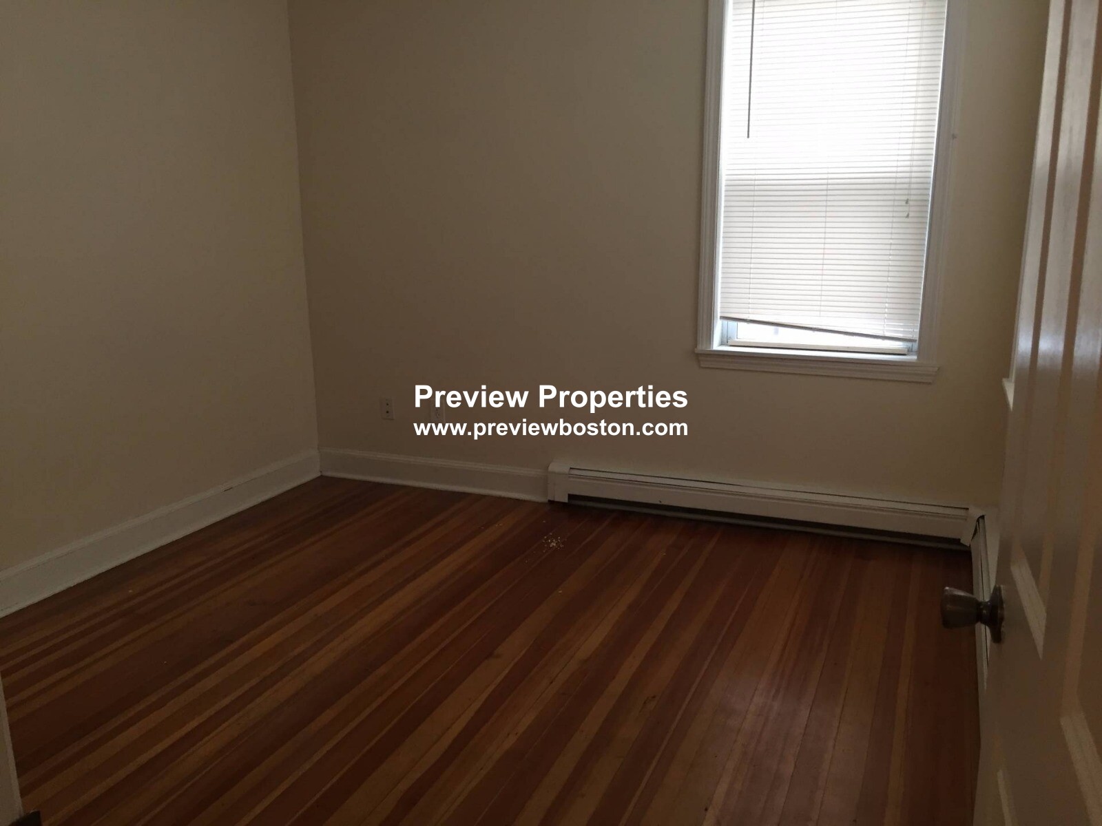 3 bed, 1 bath apartment for rent at 25 Chelsea Unit 2P, East Boston — photo 9 of 13