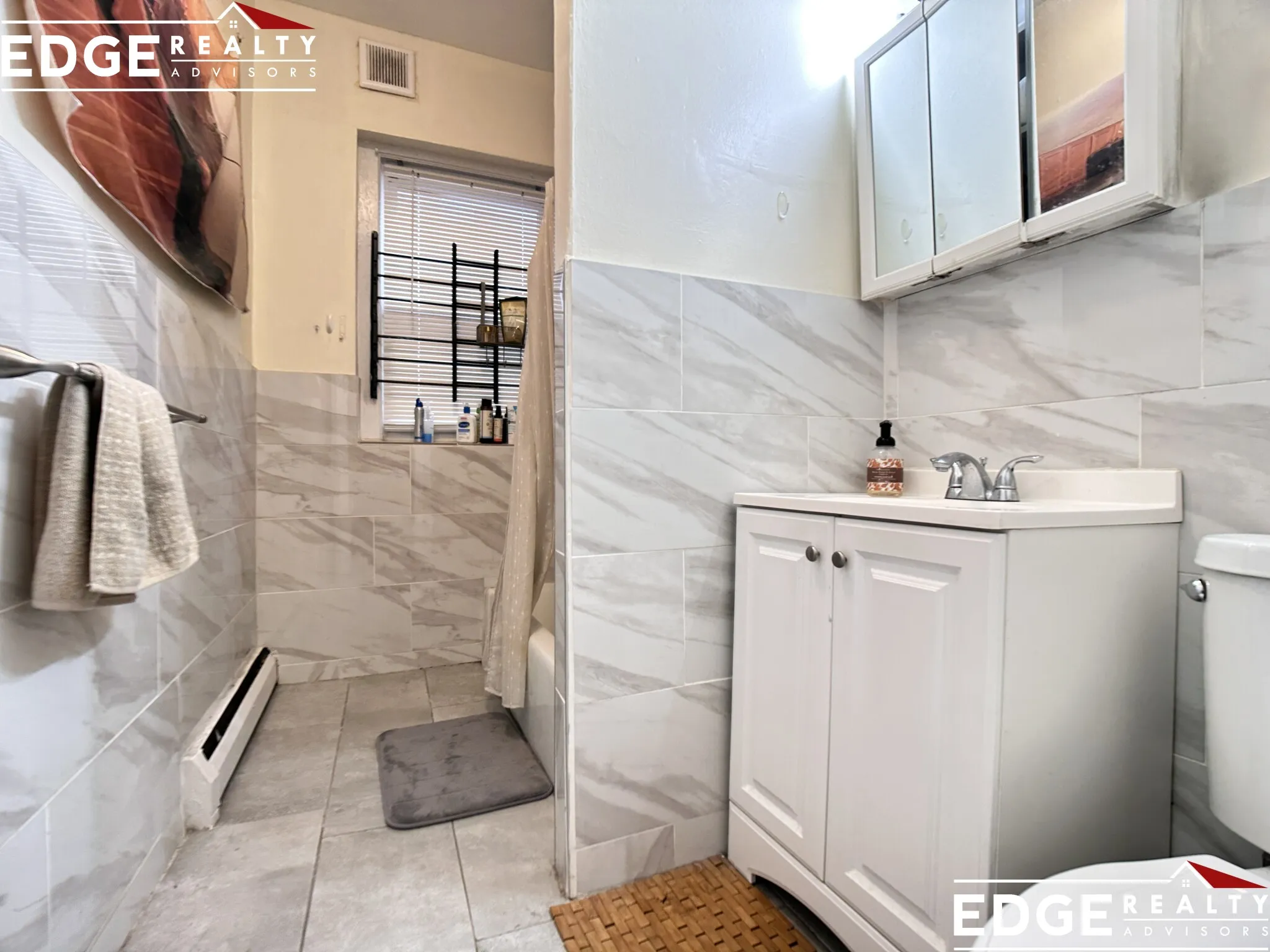 3 bed, 1 bath apartment for rent at 25 Chester St Unit 2, Brighton — photo 8 of 11