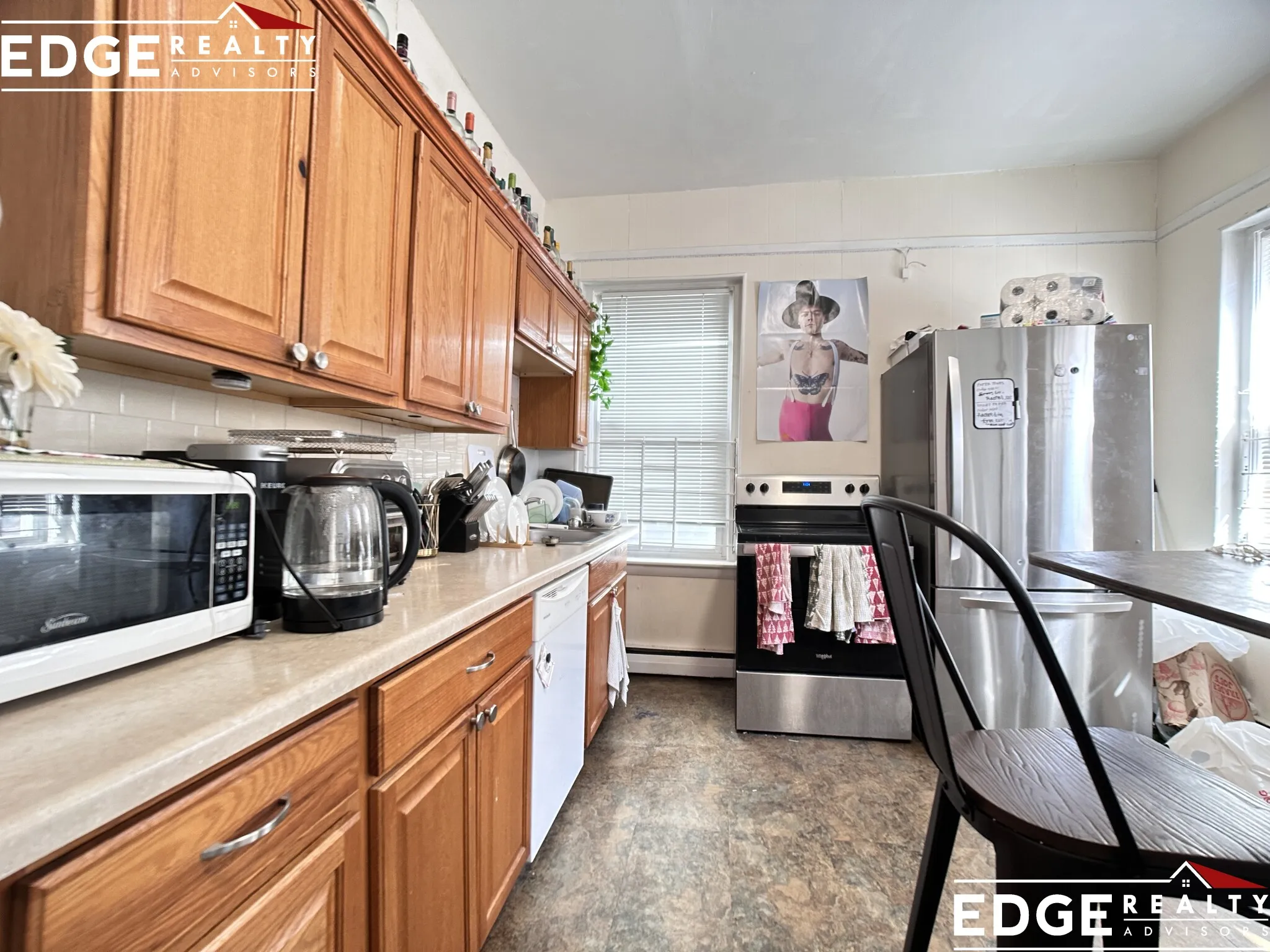 3 bed, 1 bath apartment for rent at 25 Chester St Unit 2, Brighton — photo 2 of 11