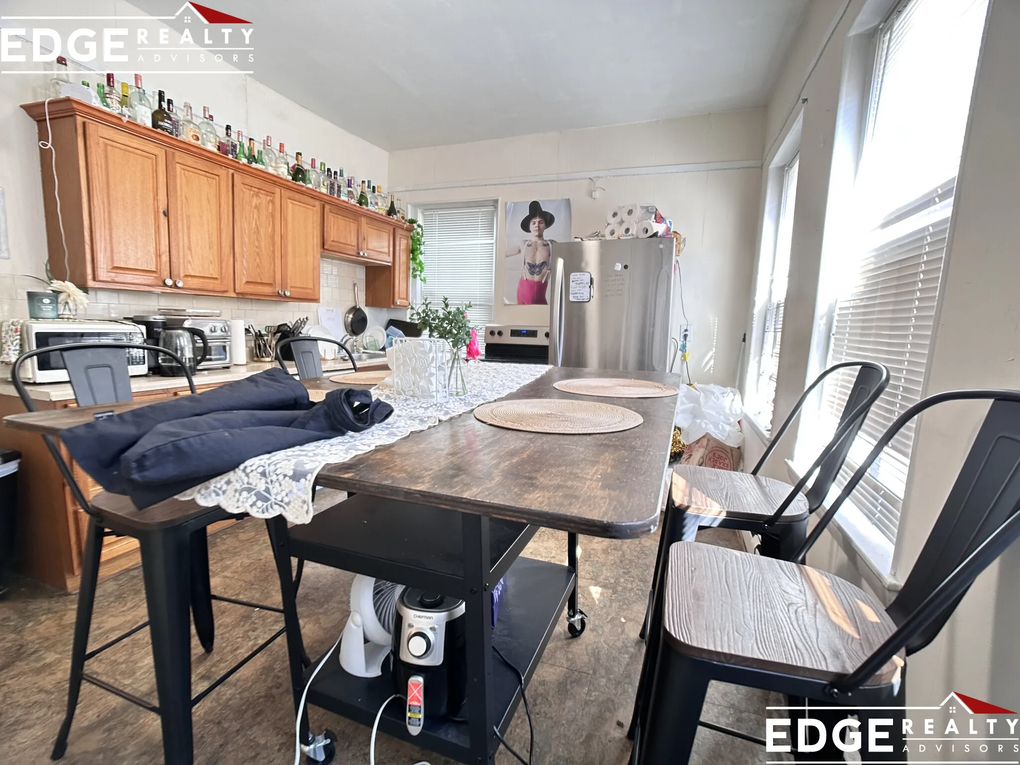 3 bed, 1 bath apartment for rent at 25 Chester St Unit 2, Brighton — photo 3 of 11