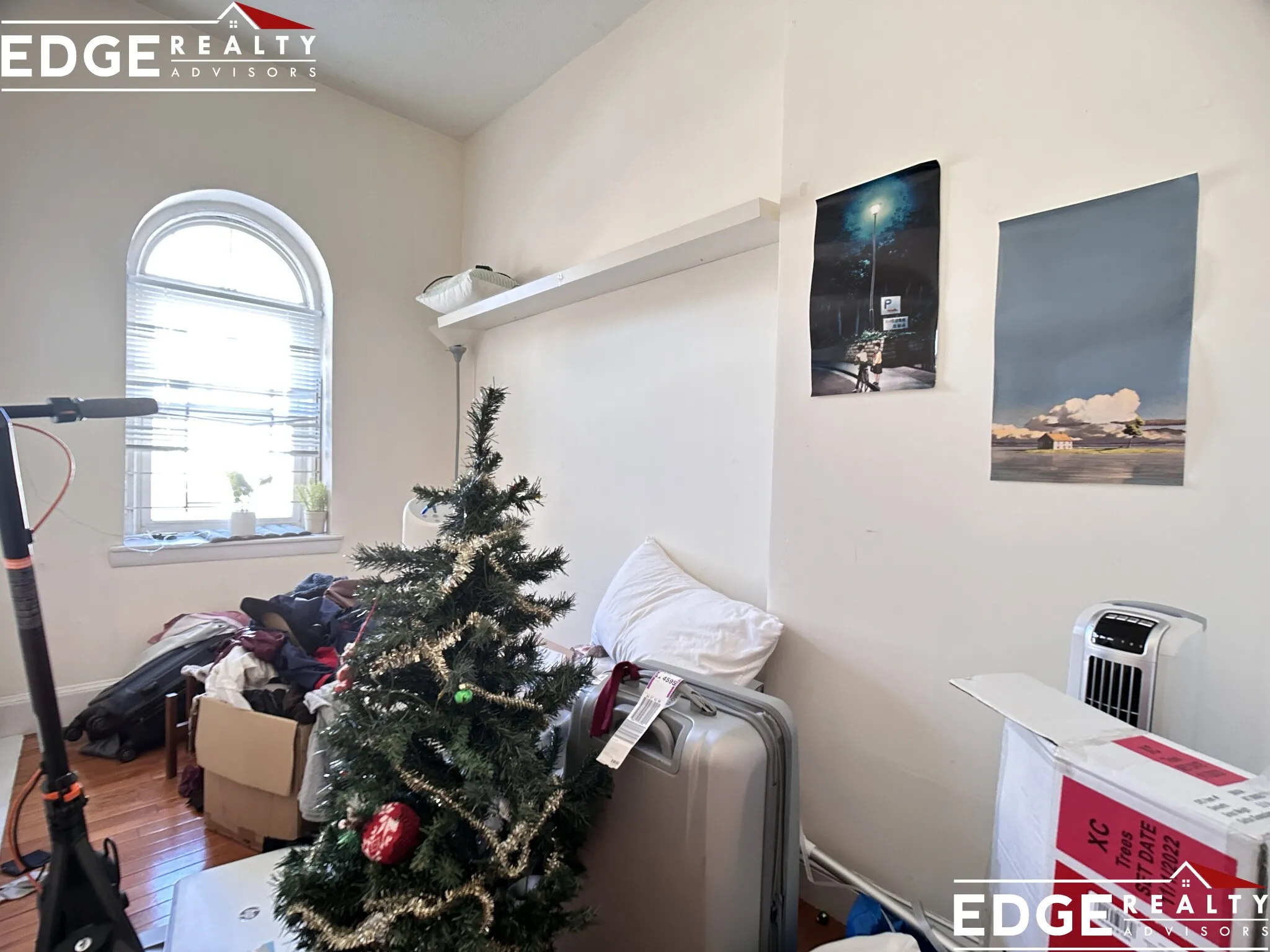 3 bed, 1 bath apartment for rent at 25 Chester St Unit 2, Brighton — photo 4 of 11