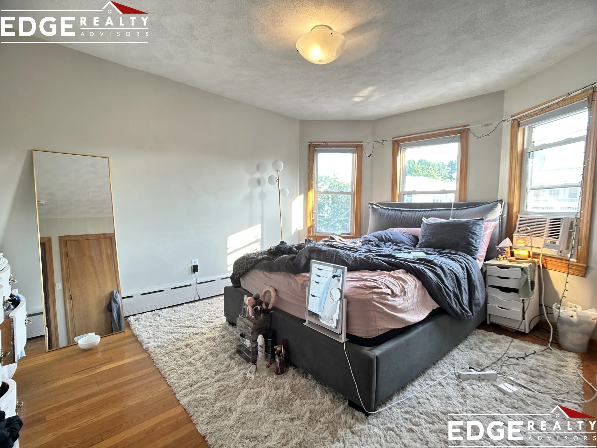 3 bed, 1 bath apartment for rent at 25 Claymoss Rd Unit 3, Brighton — photo 6 of 9