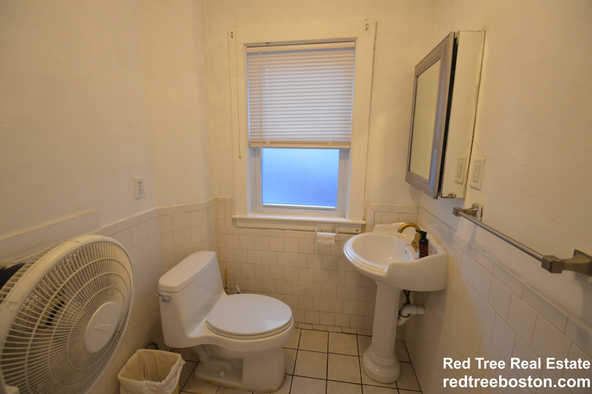 4 bed, 1.5 bath apartment for rent at 25 Colborne Rd Unit 1, Brighton — photo 21 of 35