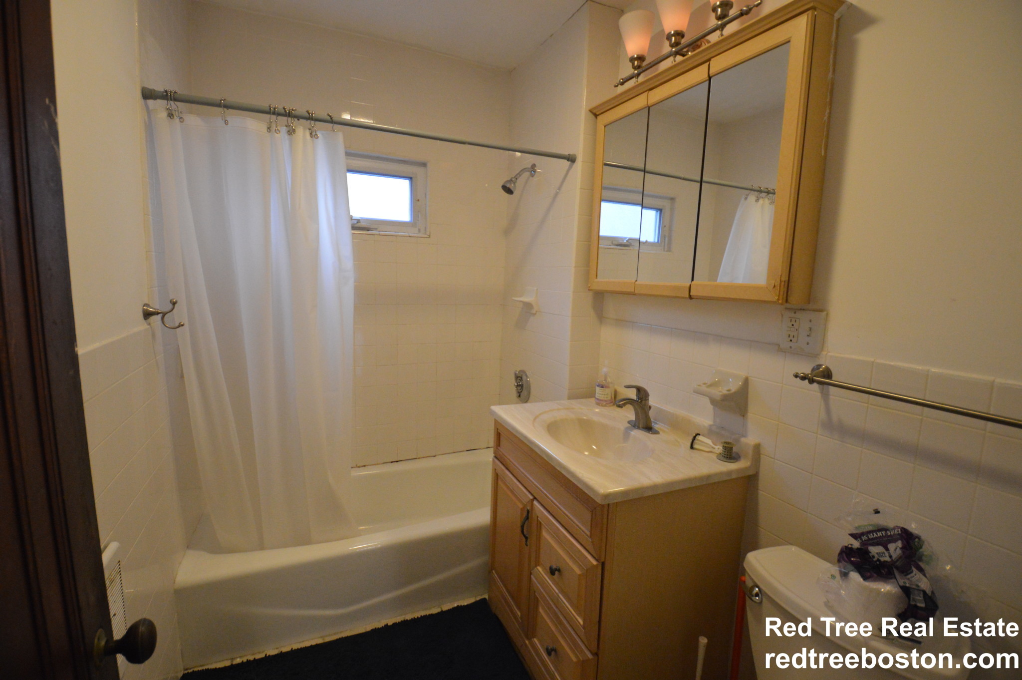4 bed, 1.5 bath apartment for rent at 25 Colborne Rd Unit 1, Brighton — photo 29 of 35