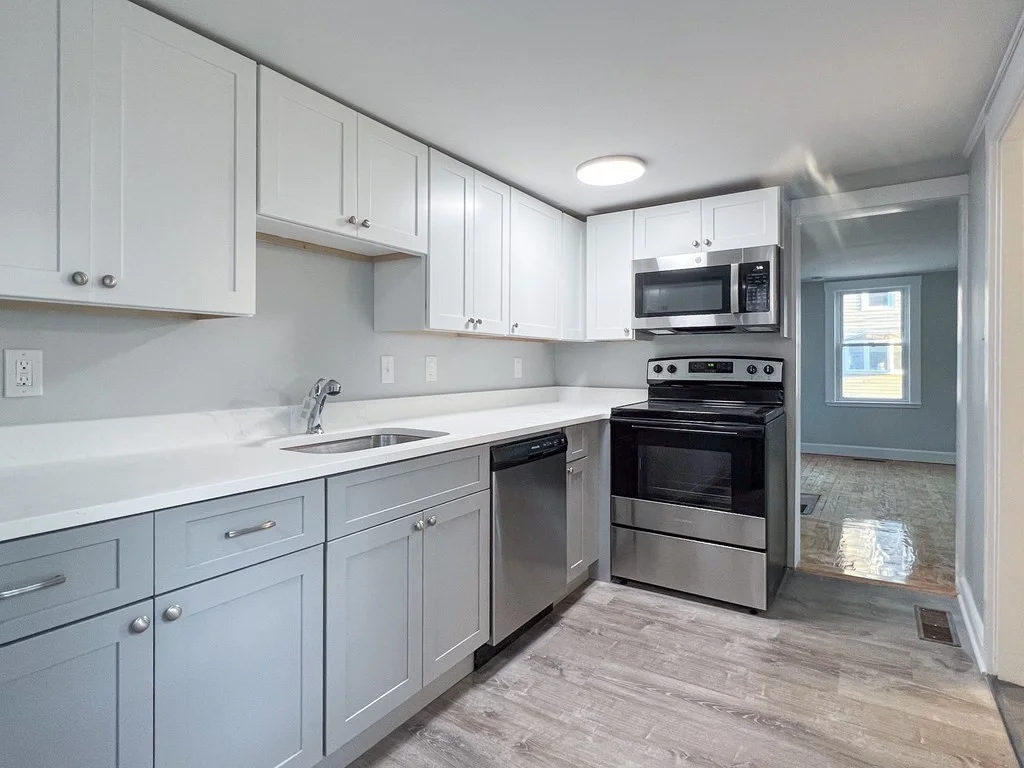 2 bed, 1 bath apartment for rent at 25 Common St Unit 1, Weymouth — photo 4 of 12