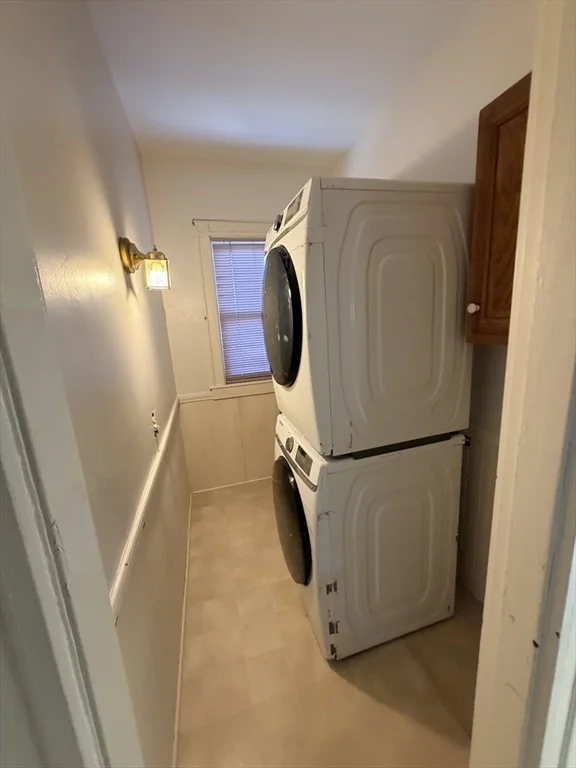 3 bed, 1 bath apartment for rent at 25 Congreve Unit 2, Roslindale — photo 5 of 8