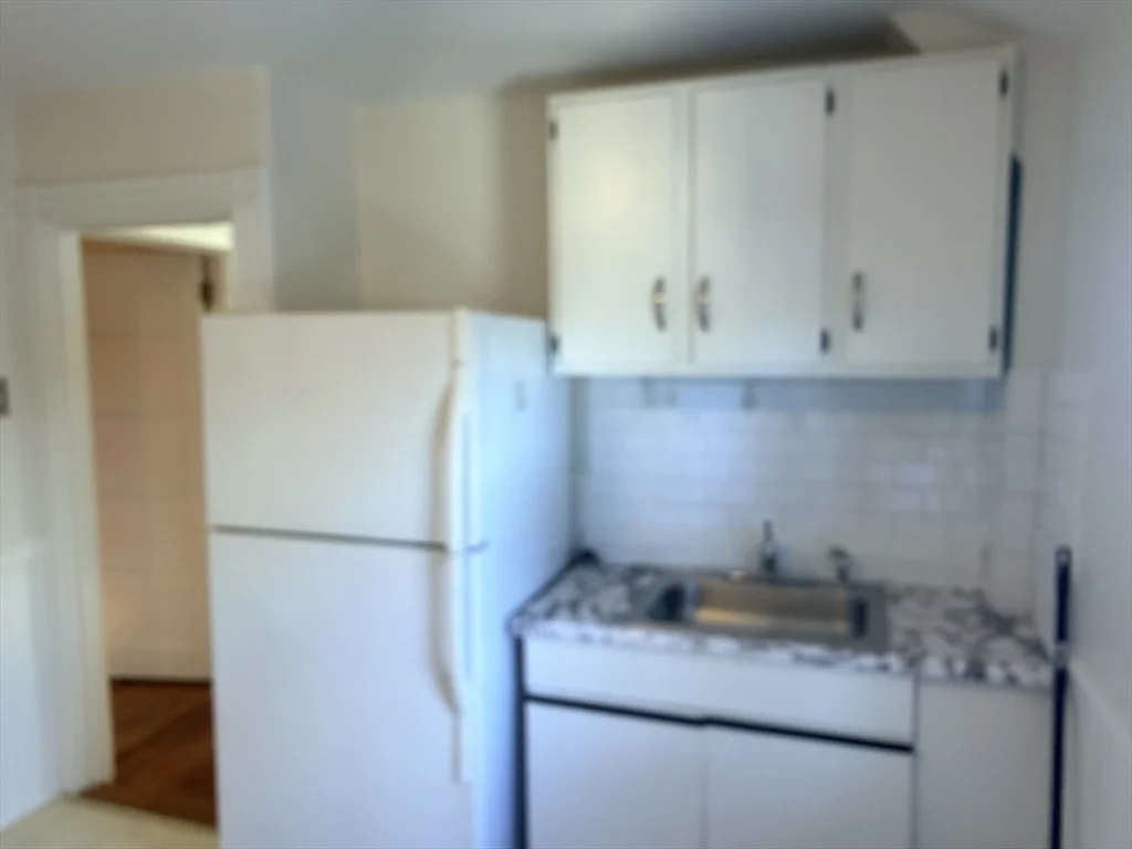 3 bed, 1 bath apartment for rent at 25 Congreve Unit 3, Roslindale — photo 4 of 7