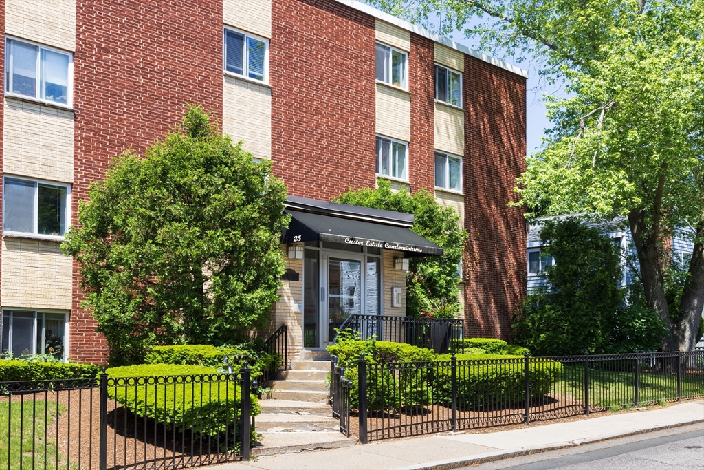 2 bed, 1 bath apartment for rent at 25 Custer Unit 106, Jamaica Plain — photo 1 of 7