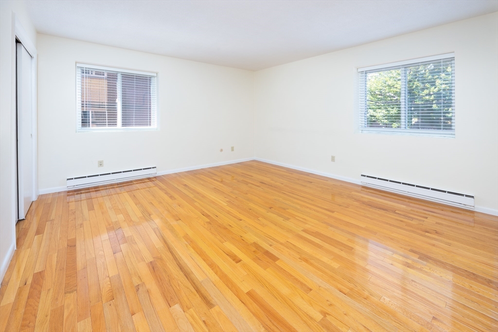 2 bed, 1 bath apartment for rent at 25 Custer Unit 106, Jamaica Plain — photo 5 of 7