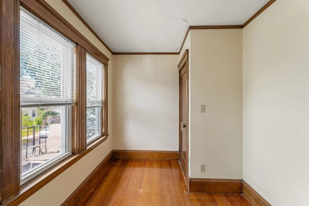 2 bed, 1 bath apartment for rent at 25 Dartmouth St Unit 2, East Watertown — photo 14 of 17