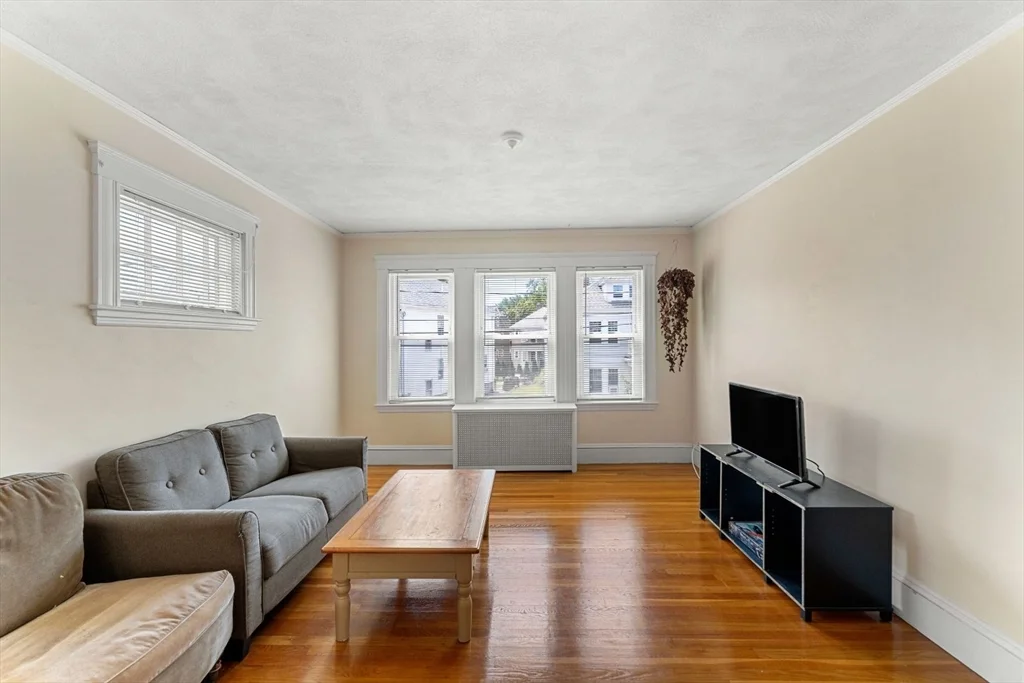 2 bed, 1 bath apartment for rent at 25 Dartmouth St Unit 2, East Watertown — photo 1 of 17