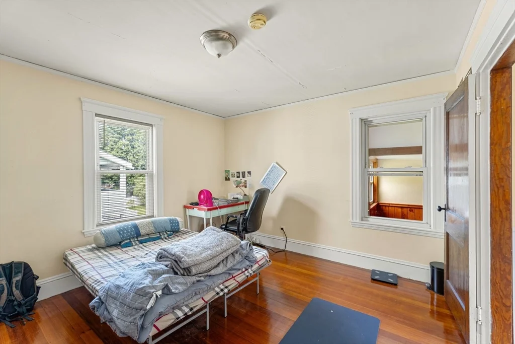 2 bed, 1 bath apartment for rent at 25 Dartmouth St Unit 2, East Watertown — photo 10 of 17