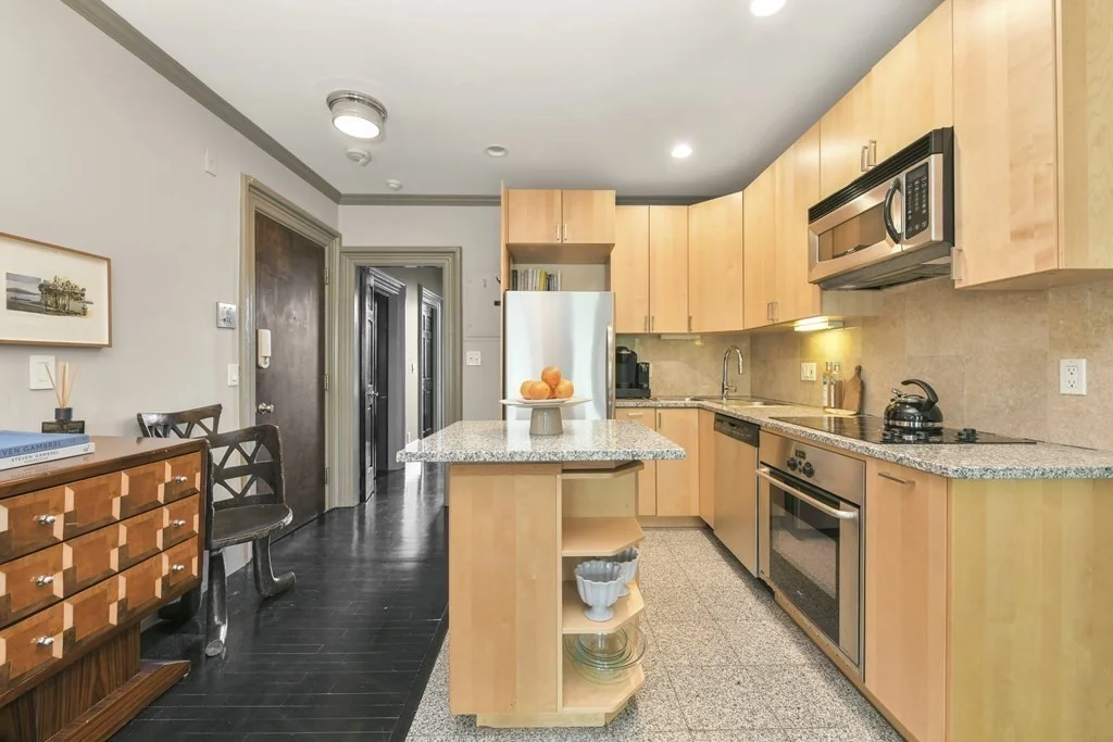 2 bed, 1 bath apartment for rent at 25 Dartmouth Unit 3, South End — photo 10 of 27