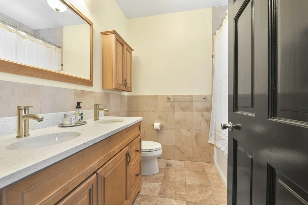 2 bed, 1 bath apartment for rent at 25 Dartmouth Unit 3, South End — photo 17 of 27