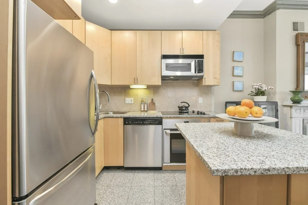 2 bed, 1 bath apartment for rent at 25 Dartmouth Unit 3, South End — photo 9 of 27