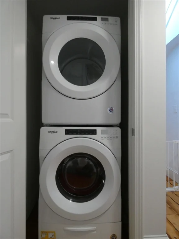 6 bed, 3 bath apartment for rent at 25 Davis Ave Unit 2, Brookline Village — photo 24 of 30