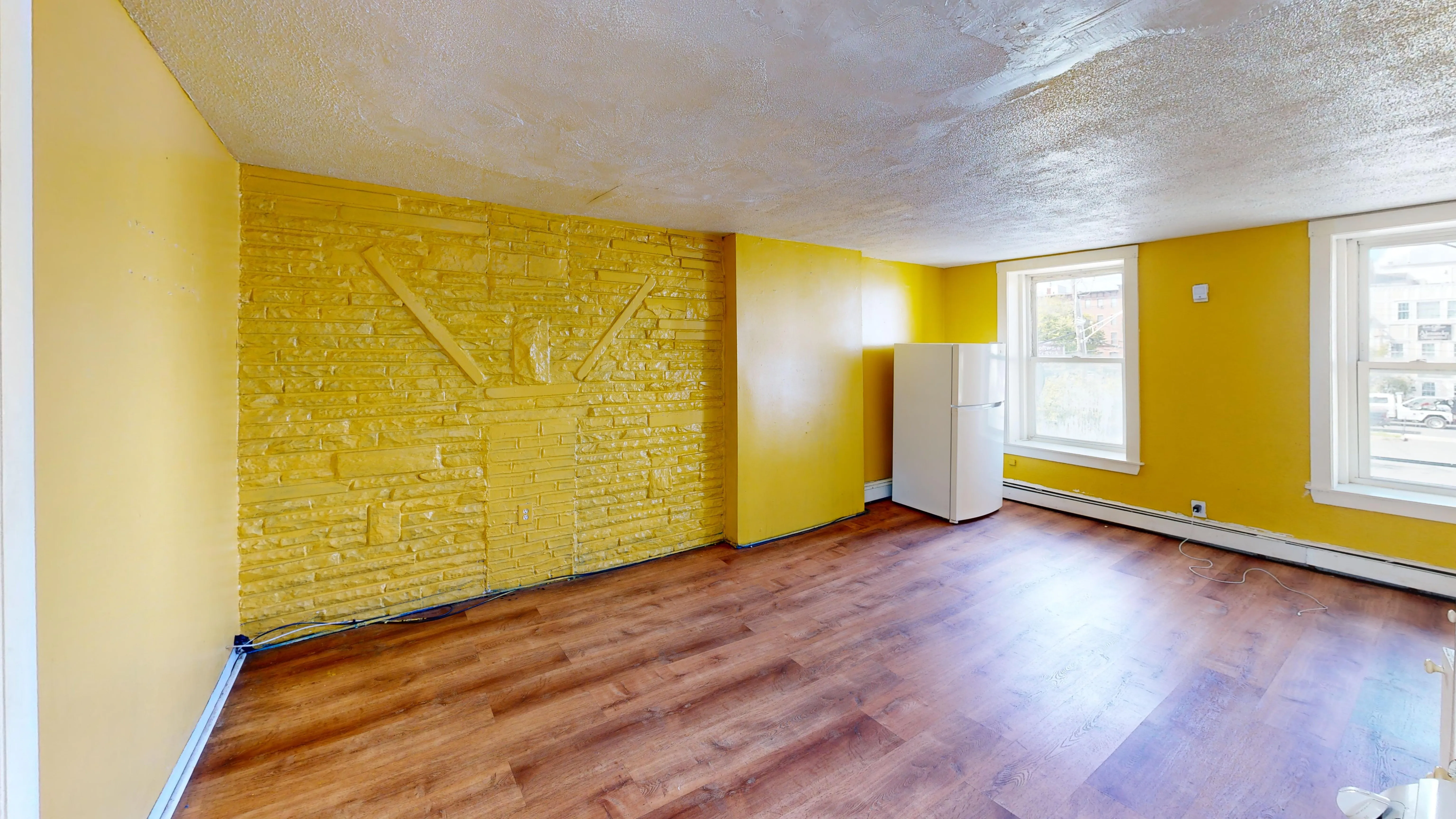 2 bed, 1 bath apartment for rent at 25 Division St Unit 2, Chelsea — photo 2 of 7