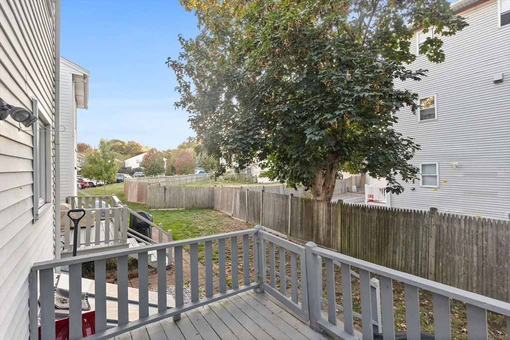 2 bed, 1 bath apartment for rent at 25 Eagan Pl Unit 25, Peabody — photo 4 of 23