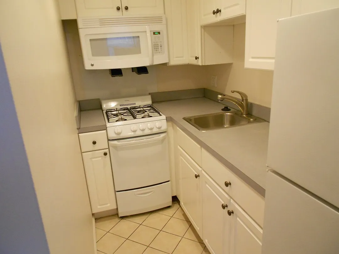 2 bed, 1 bath apartment for rent at 25 Edgerly Rd Unit 16, Fenway — photo 2 of 7