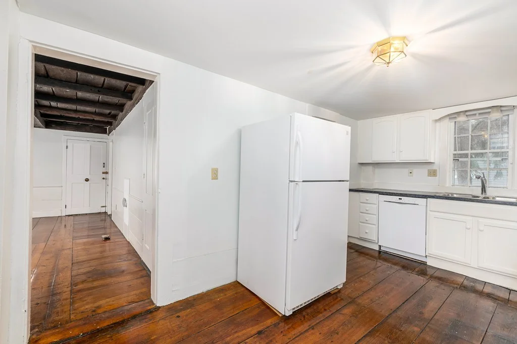 2 bed, 1 bath apartment for rent at 25 Elm St Unit 0, Groton — photo 7 of 23