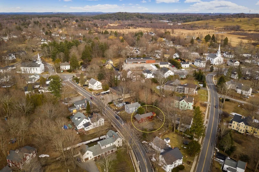 2 bed, 1 bath apartment for rent at 25 Elm St Unit 0, Groton — photo 2 of 23