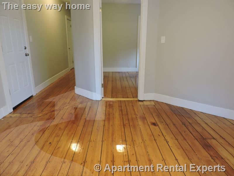 2 bed, 1 bath apartment for rent at 25 Elmer St Unit 1, Riverside — photo 6 of 12