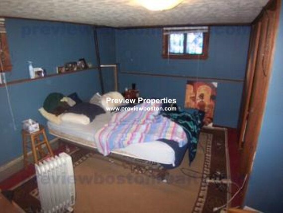 5 bed, 2 bath apartment for rent at 25 Embassy Unit N/A, Brighton — photo 7 of 8