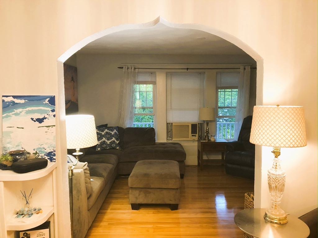 2 bed, 1 bath apartment for rent at 25 Emerald St Unit 2, Medford — photo 7 of 23