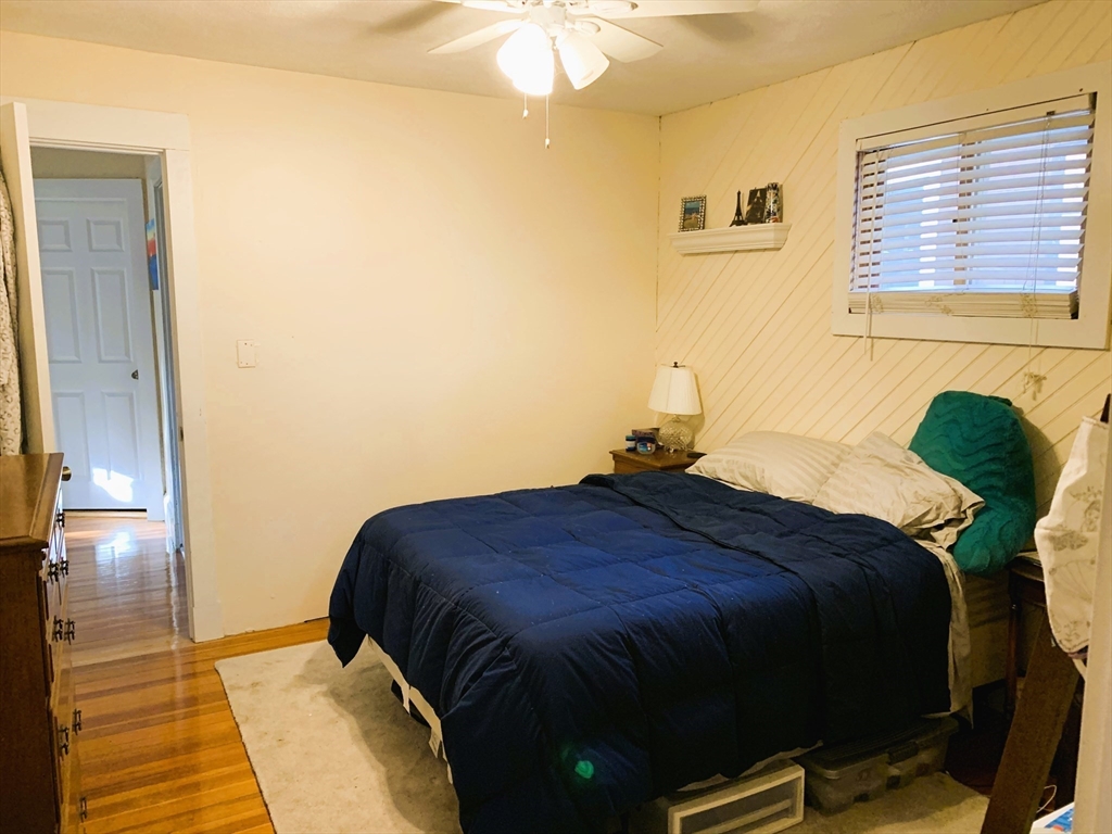 2 bed, 1 bath apartment for rent at 25 Emerald St Unit 2, Medford — photo 11 of 23