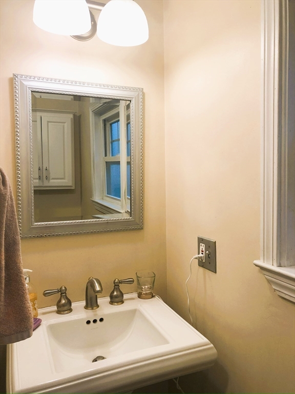 2 bed, 1 bath apartment for rent at 25 Emerald St Unit 2, Medford — photo 19 of 23