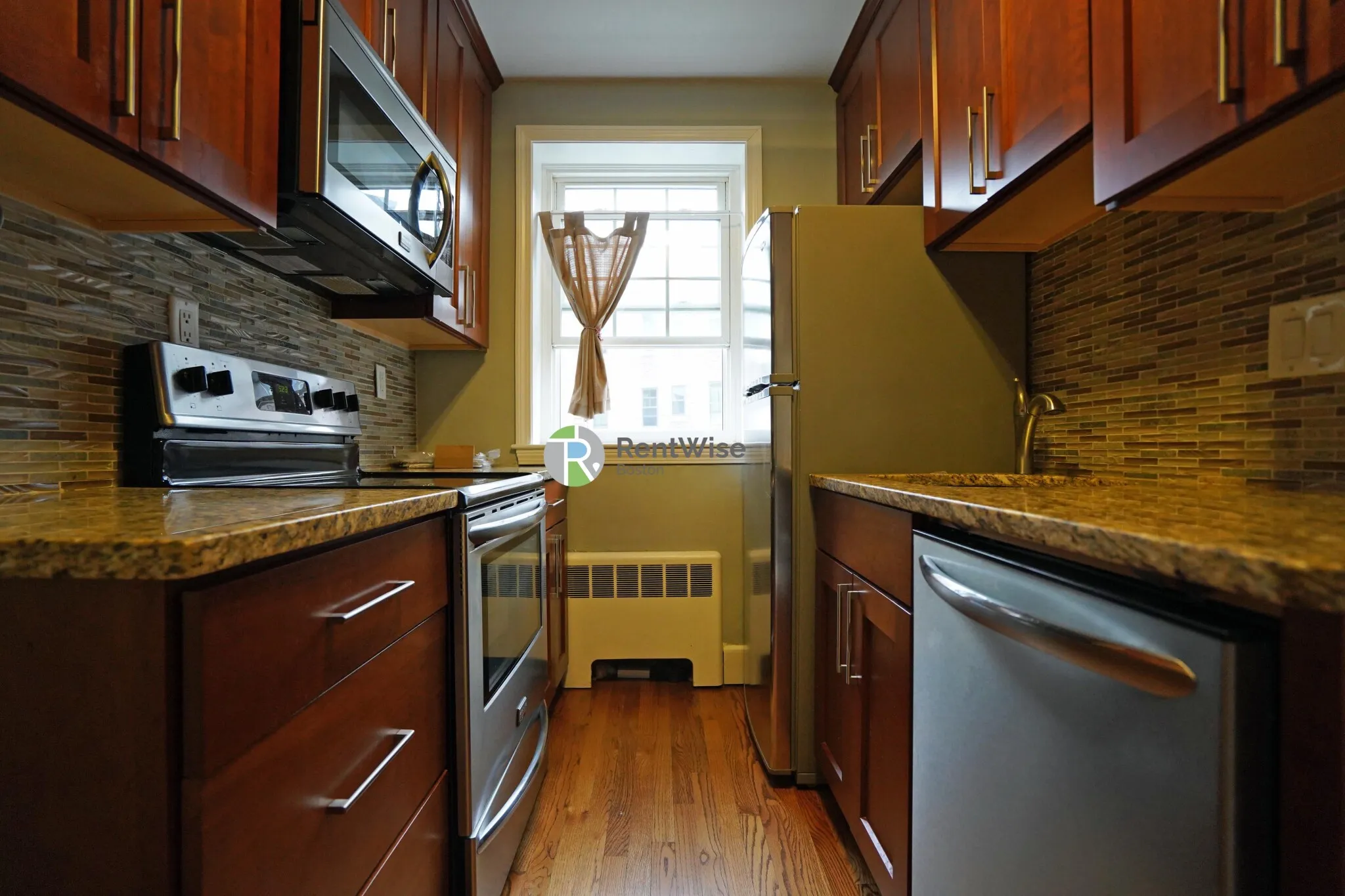 2 bed, 1 bath apartment for rent at 25 Englewood Ave Unit 4, Salisbury Road - Corey Farm — photo 7 of 18