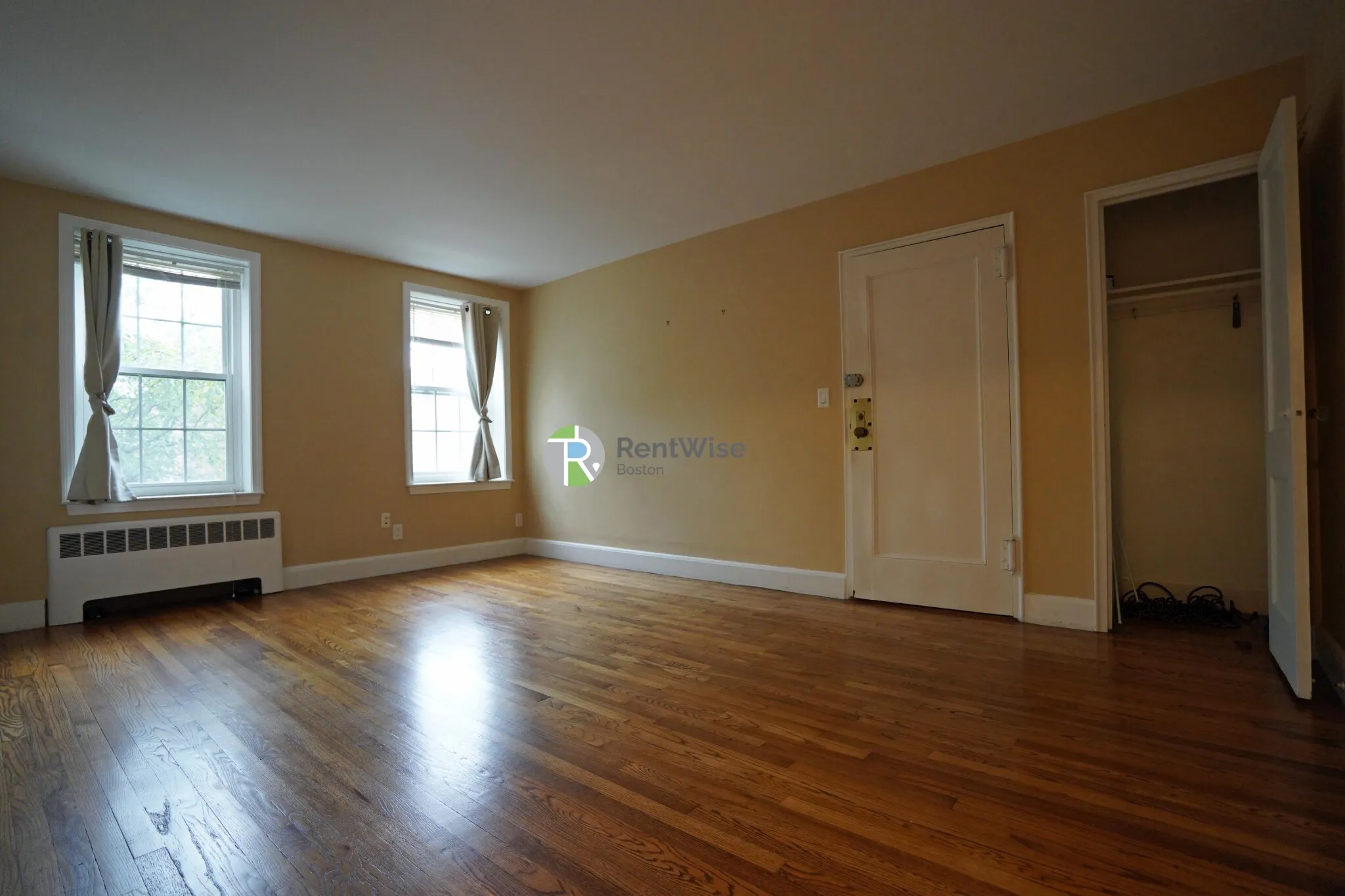 2 bed, 1 bath apartment for rent at 25 Englewood Ave Unit 4, Salisbury Road - Corey Farm