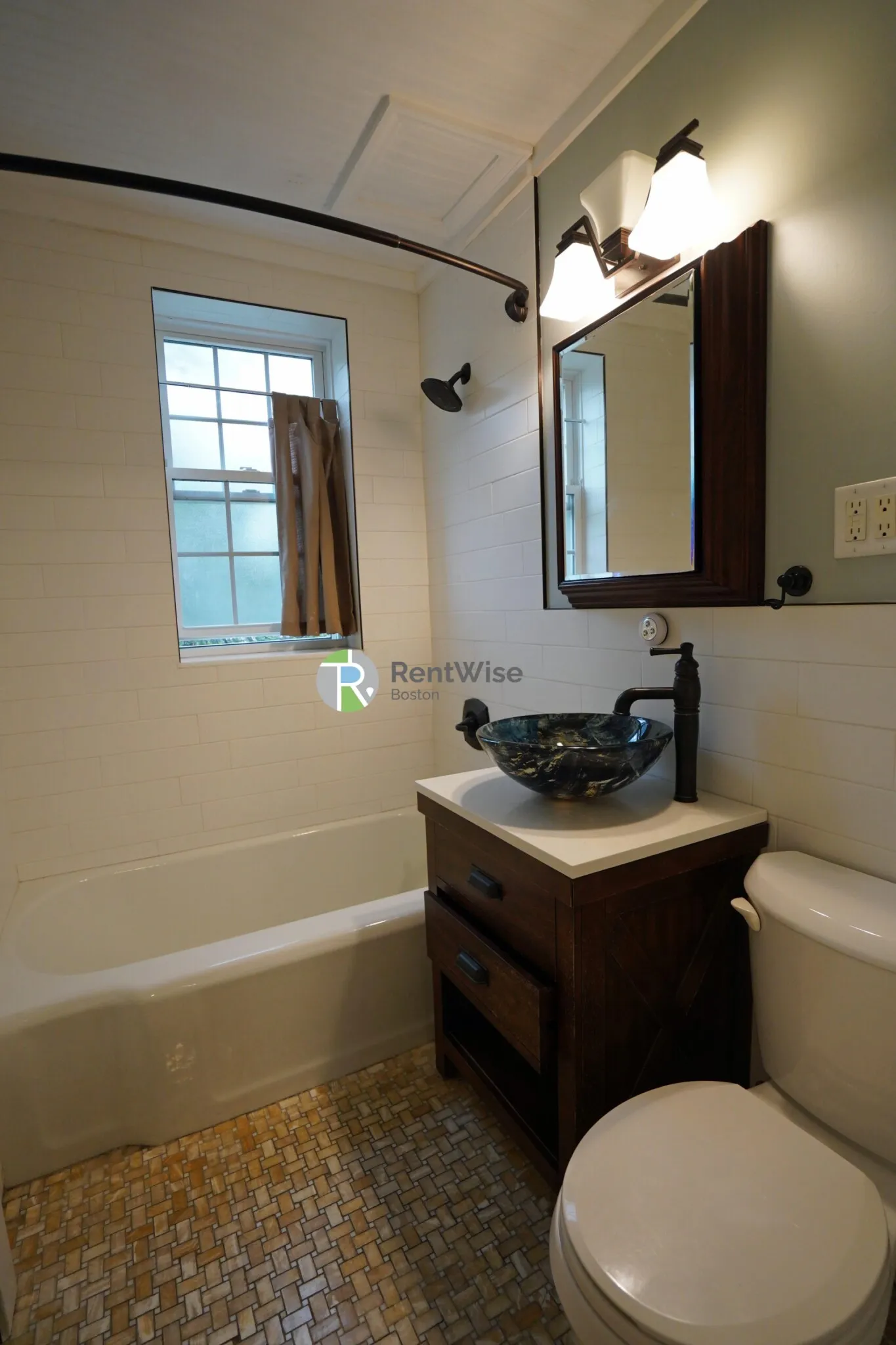 2 bed, 1 bath apartment for rent at 25 Englewood Ave Unit 4, Salisbury Road - Corey Farm — photo 15 of 18