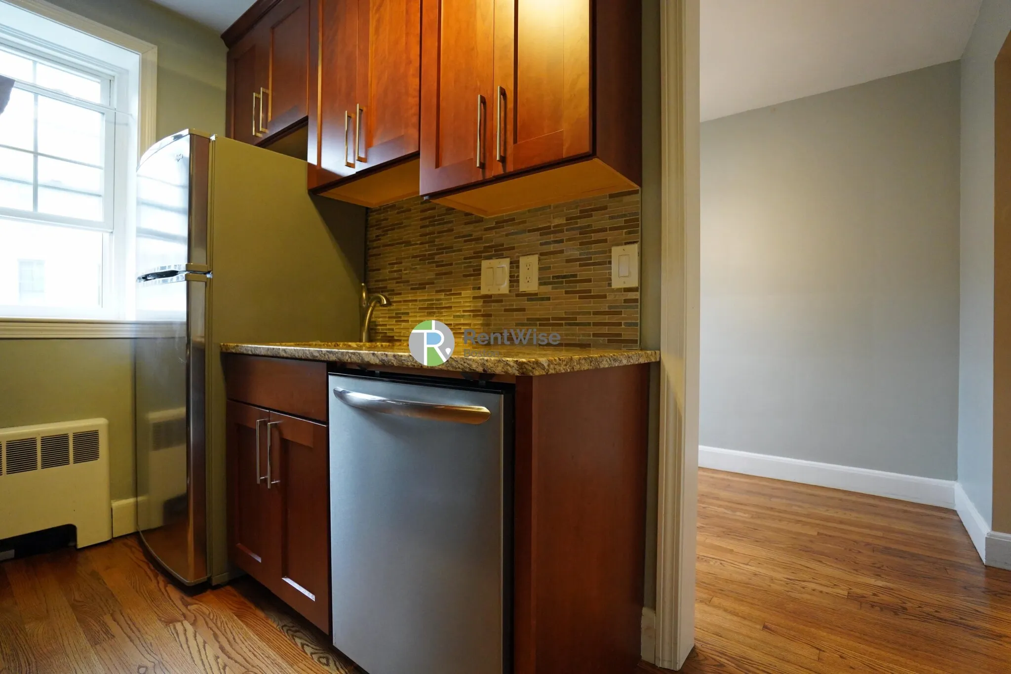 2 bed, 1 bath apartment for rent at 25 Englewood Ave Unit 4, Salisbury Road - Corey Farm — photo 9 of 18