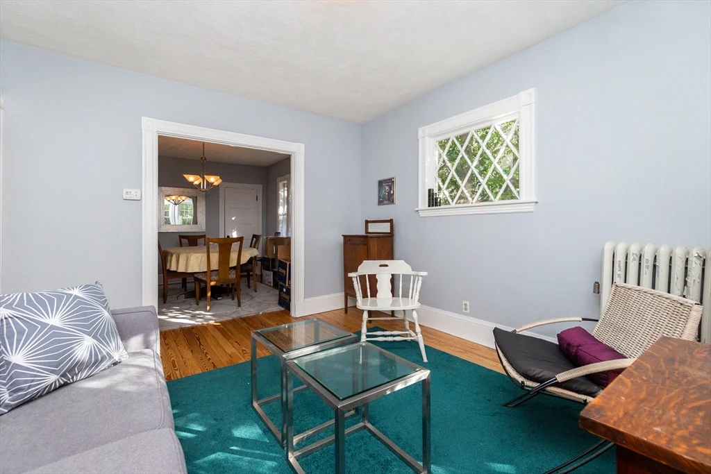 2 bed, 1 bath apartment for rent at 25 Eustis St Unit 1, Baldwin — photo 2 of 14