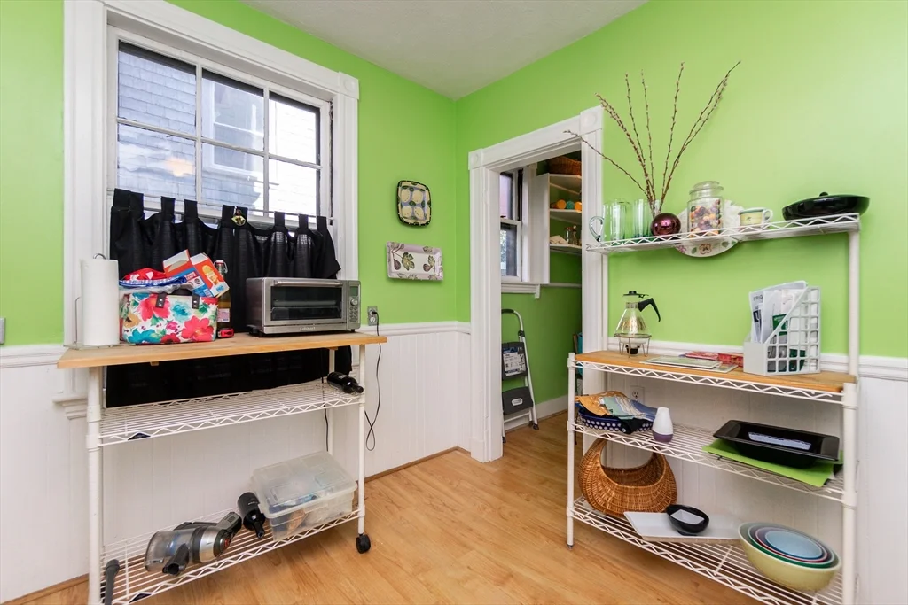 2 bed, 1 bath apartment for rent at 25 Eustis St Unit 1, Baldwin — photo 12 of 14