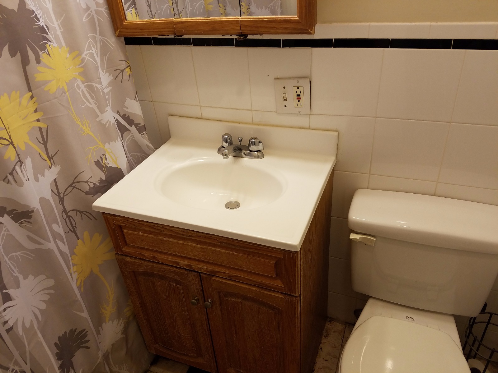 2 bed, 1.5 bath apartment for rent at 25 Everett St Unit 2, Allston — photo 2 of 8