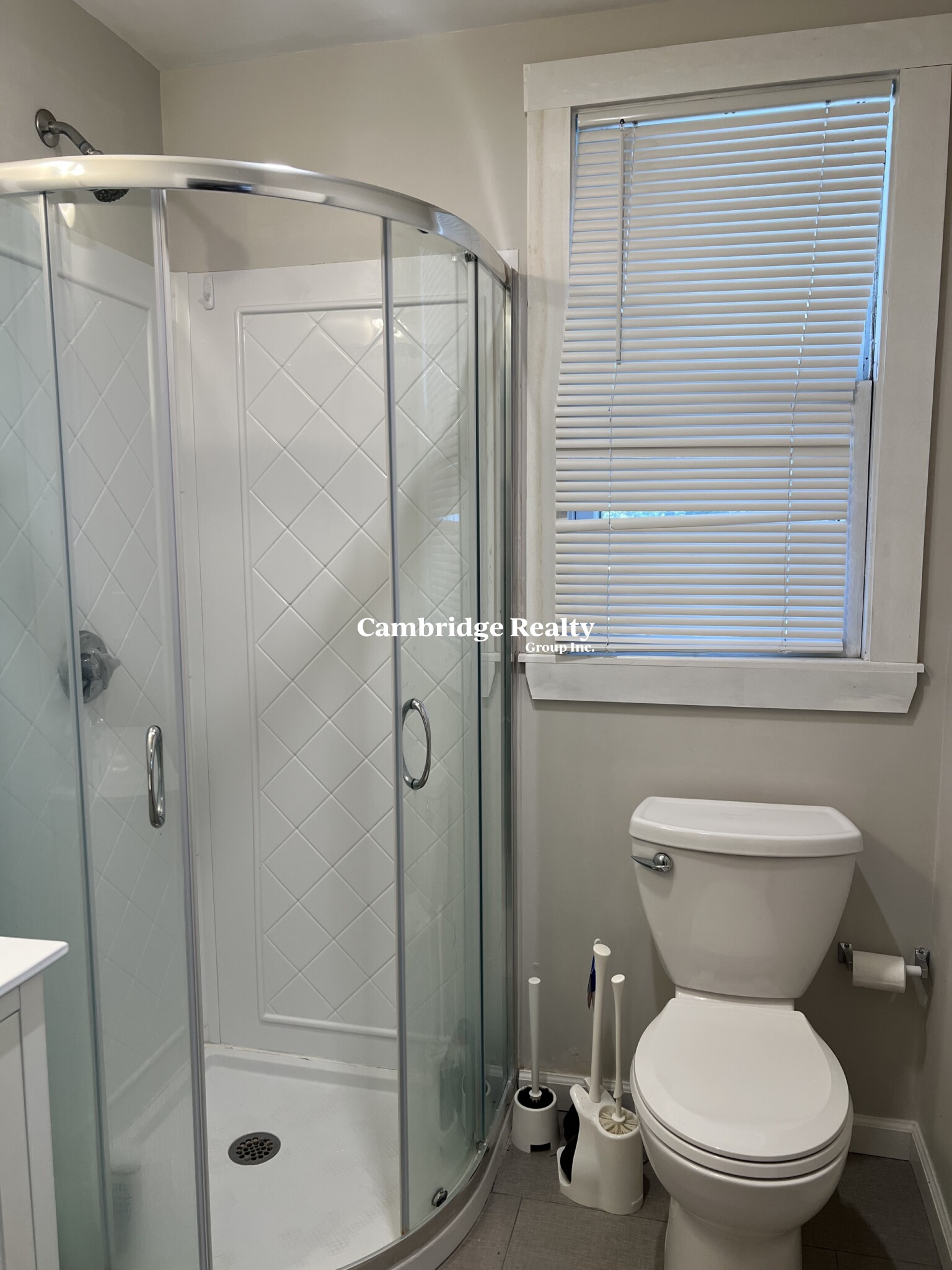 4 bed, 2 bath apartment for rent at 25 Fainwood Circle Unit 3, Mid-Cambridge — photo 15 of 18