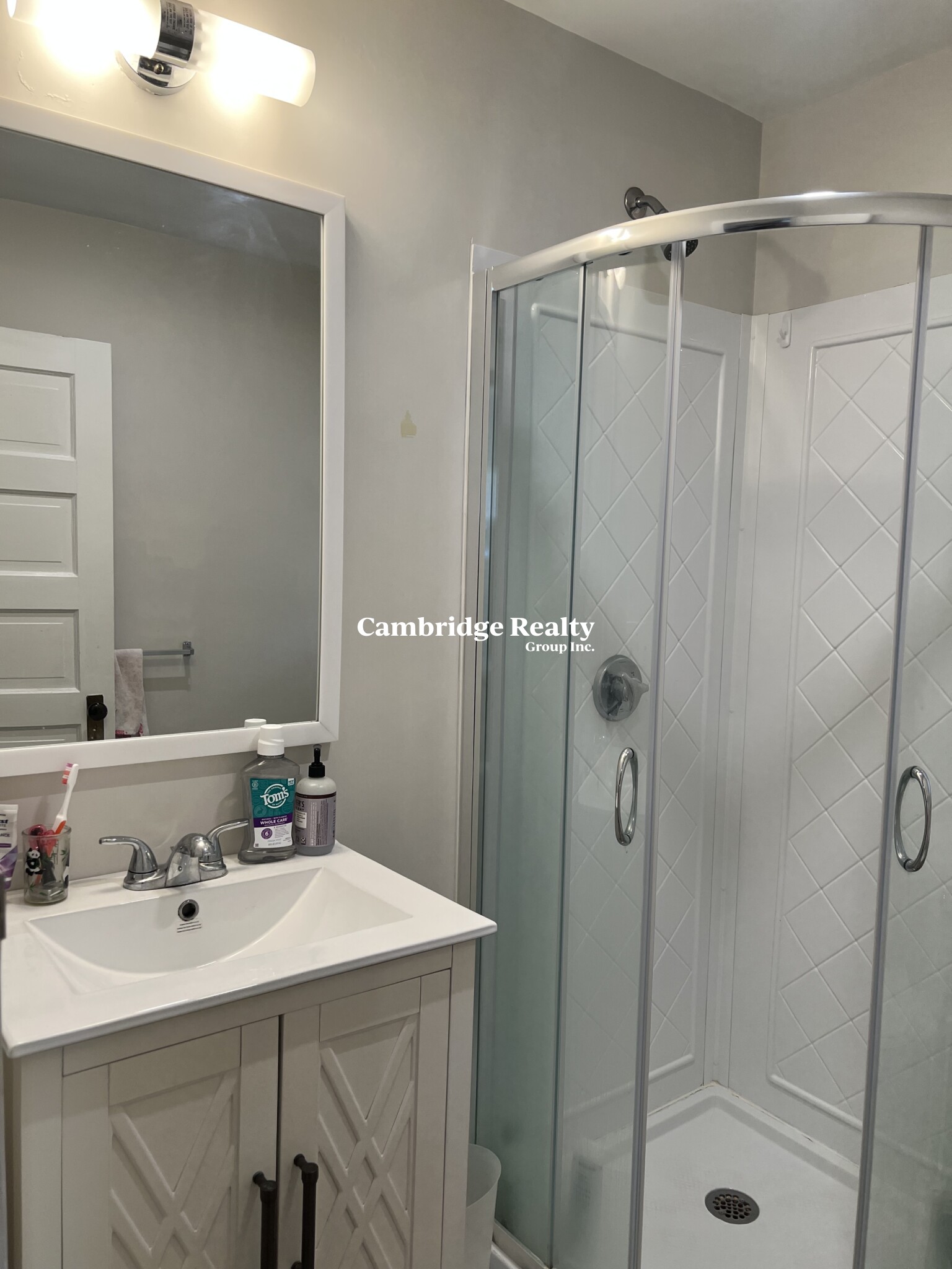 4 bed, 2 bath apartment for rent at 25 Fainwood Circle Unit 3, Mid-Cambridge — photo 14 of 18
