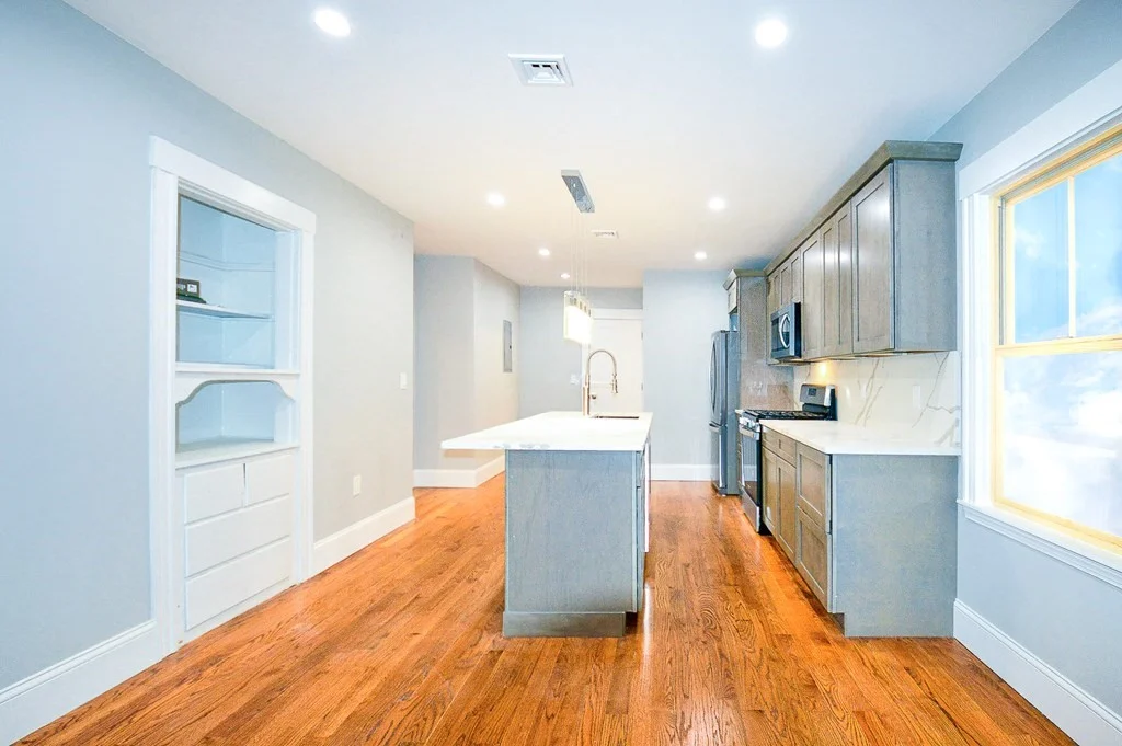 3 bed, 2 bath apartment for rent at 25 Firth Rd Unit 2, Roslindale — photo 3 of 9