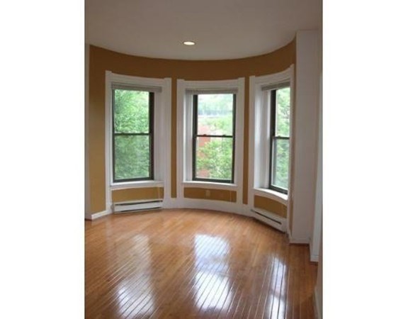 1 bed, 1 bath apartment for rent at 25 Follen St Unit 3F, Back Bay — photo 1 of 8