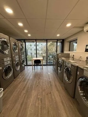 2 bed, 1 bath apartment for rent at 25 Fuller St Unit 25, North Brookline — photo 9 of 10
