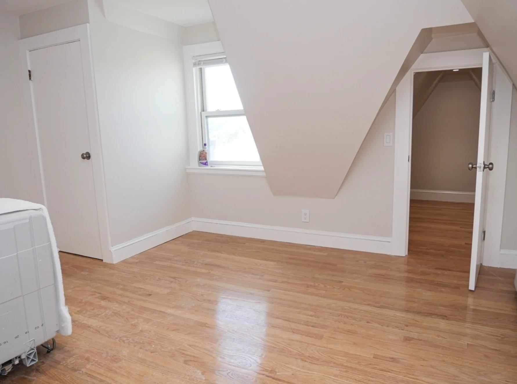 1 bed, 1 bath apartment for rent at 25 Garrison Rd Unit 4, Aspinwall Hill — photo 5 of 5