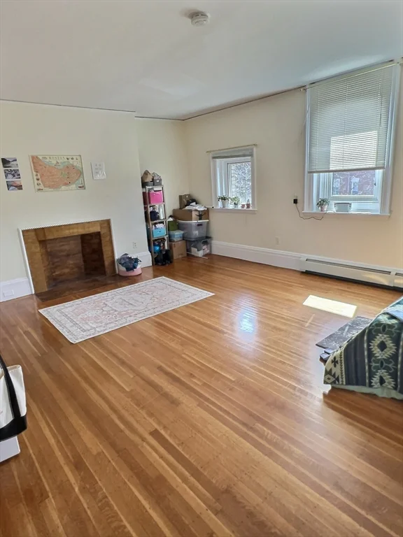 2 bed, 1 bath apartment for rent at 25 Garrison Unit 3, Washington Square — photo 4 of 7