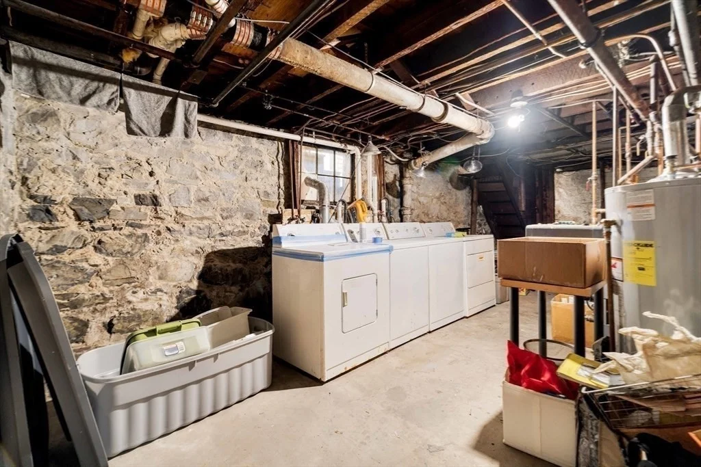 1 bed, 1 bath apartment for rent at 25 Granite St Unit 1, Cambridgeport — photo 8 of 9