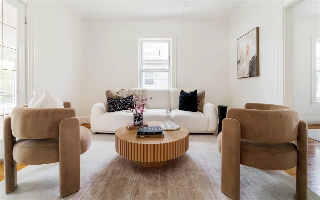 3 bed, 1 bath apartment for rent at 25 Granite St Unit 2, Cambridgeport