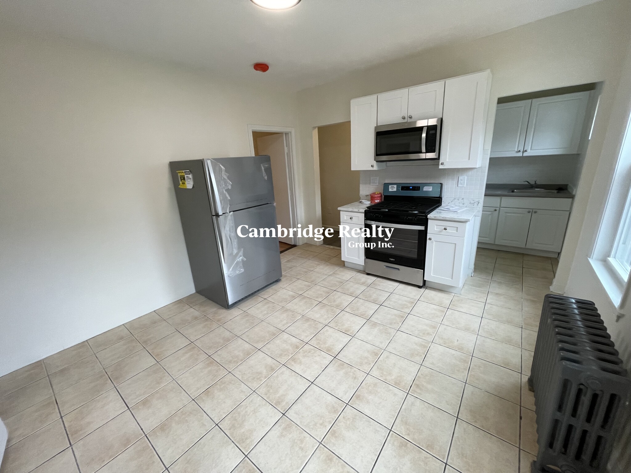 4.5 bed, 2 bath apartment for rent at 25 Granite St Unit 2, Ward Two — photo 1 of 14