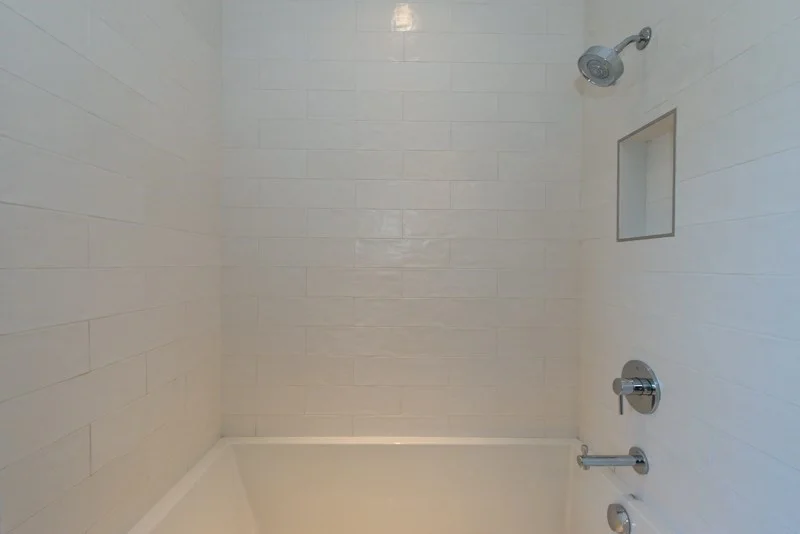 3 bed, 2 bath apartment for rent at 25 Grant Unit 1, Riverside — photo 19 of 20